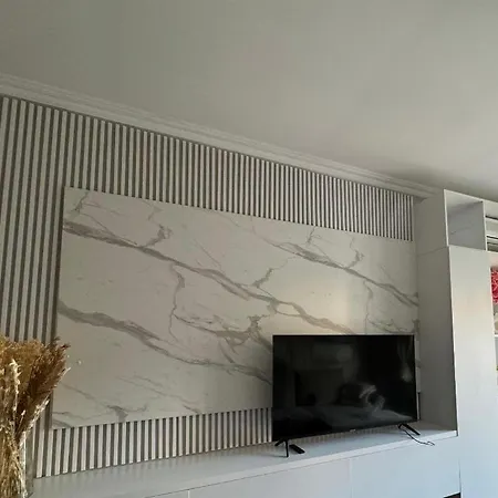 Lägenhet Blackbird Apartament *